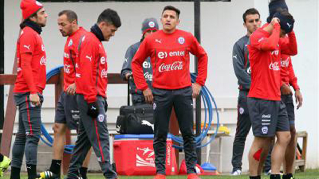 Selección chilena entrenando de cara a la Copa América 2015
