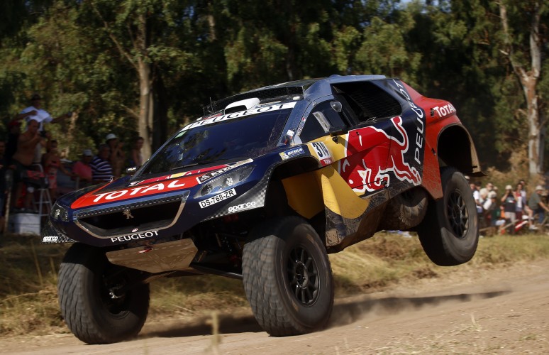 LOEB LOGRA GANAR LA TERCERA ETAPA DEL DAKAR