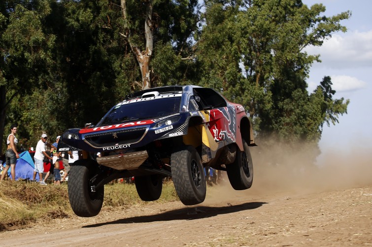 SEBASTIEN LOEB GANA LA SEGUNDA ETAPA DEL RALLY DAKAR