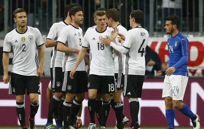 ALEMANIA VAPULEA A ITALIA EN MÚNICH ALEMANIA VAPULEA A ITALIA EN MÚNICH