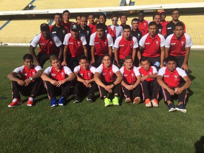 ALWAYS READY JUEGA MAÑANA CON 10 DE NOVIEMBRE