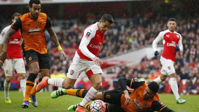 ARSENAL IGUALA SIN GOLES POR LA COPA INGLATERRA