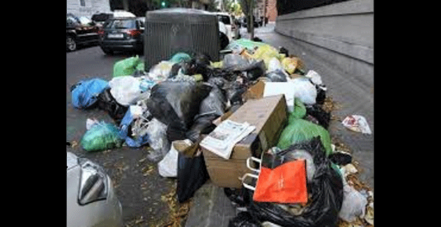 Bloqueo llena de basura a la ciudad de Santa Cruz | Erbol Digital Archivo