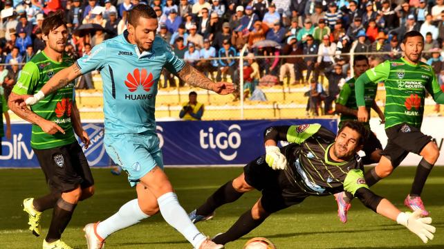 BOLÍVAR BUSCA FESTEJAR EN WARNES BOLÍVAR BUSCA FESTEJAR EN WARNES