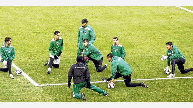 Selección Boliviana en entrenamiento en Temuco para enfrentar al Perú Selección Boliviana en entrenamiento en Temuco para enfrentar al Perú