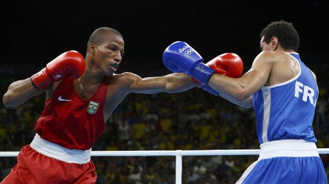EL BRASILEÑO CONCEIÇAO GANA EL PRIMER ORO EN EL BOXEO