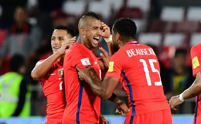CHILE GANA A PERÚ POR 2-1