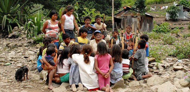 indigenas, colombia