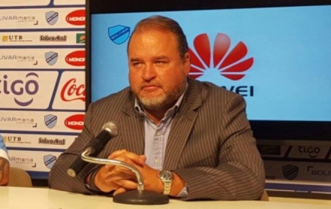 DEL SOLAR: "PREOCUPA EL NIVEL DEL EQUIPO"