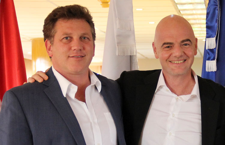 INFANTINO Y DOMÍNGUEZ LLEGAN ESTE MIÉRCOLES A BOLIVIA