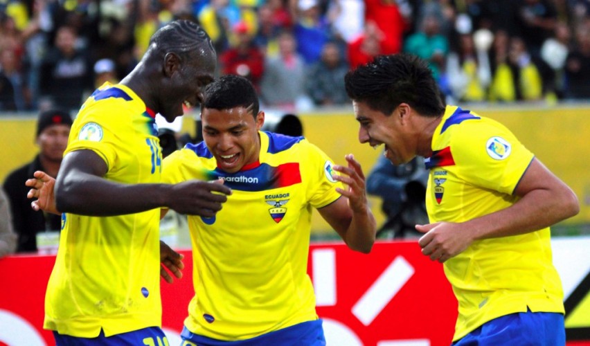ECUADOR GANA Y CONTINÚA CON PUNTAJE PERFECTO