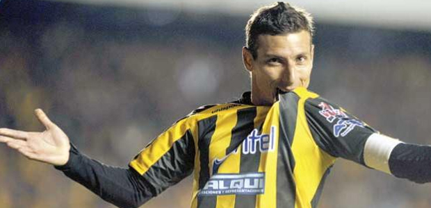 ESCOBAR: "NOSOTROS NO VAMOS A PERMITIR QUE TENGA EL TÍTULO"