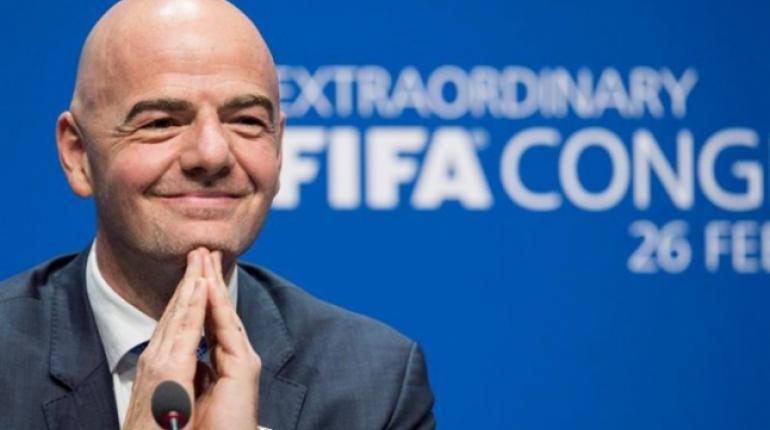 INFANTINO QUIERE JUGAR UN AMISTOSO CON EVO MORALES INFANTINO QUIERE JUGAR UN AMISTOSO CON EVO MORALES