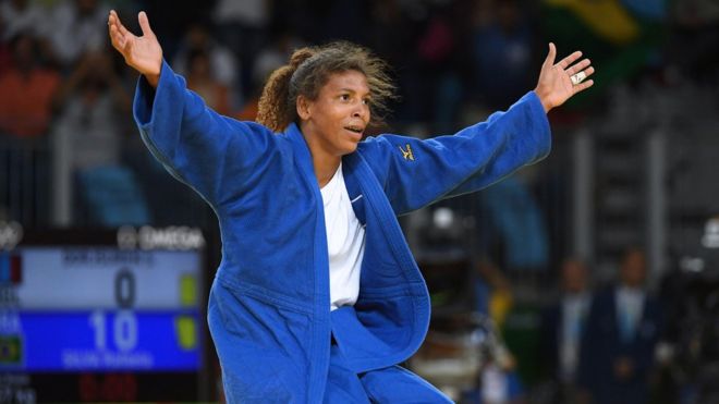 BRASIL GANA SU PRIMERA MEDALLA DE ORO BRASIL GANA SU PRIMERA MEDALLA DE ORO
