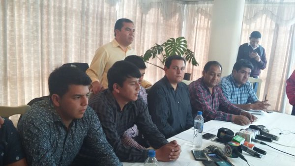 SEIS CLUBES LIGUEROS PIDEN LA RENUNCIA DE MARCO ORTEGA