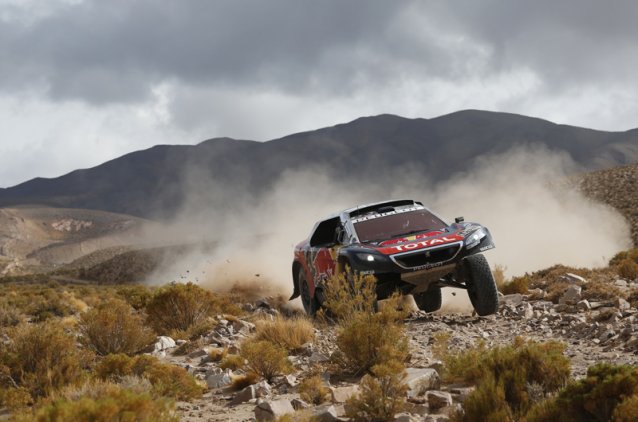 SEBASTIEN LOEB MANDA EN LA CATEGORÍA DE AUTOS SEBASTIEN LOEB MANDA EN LA CATEGORÍA DE AUTOS