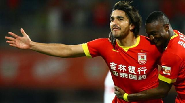MARTINS ANOTA UN TRIPLETE EN EL EMPATE DE CHANGCHUN YATAI