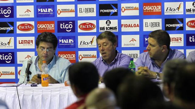 ERWIN PEREDO RENUNCIA A LA PRESIDENCIA DE BLOOMING