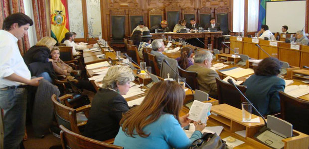 senadores-asamblea