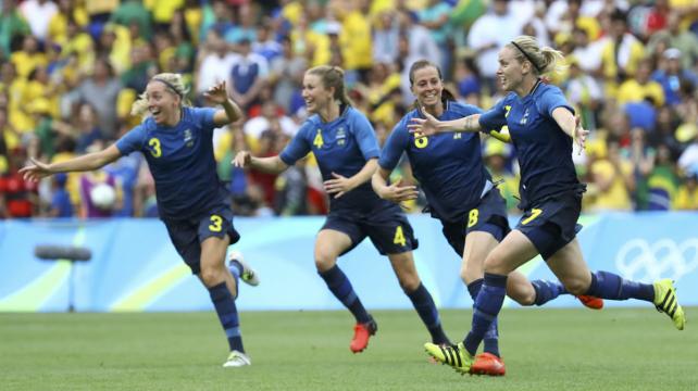 SUECIA ELIMINA A BRASIL Y DA UN "MARACANAZO"