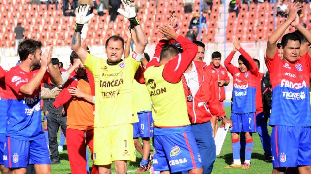 BOLÍVAR COMETE LOS MISMOS ERRORES E IGUALA CON UNIVERSITARIO BOLÍVAR COMETE LOS MISMOS ERRORES E IGUALA CON UNIVERSITARIO