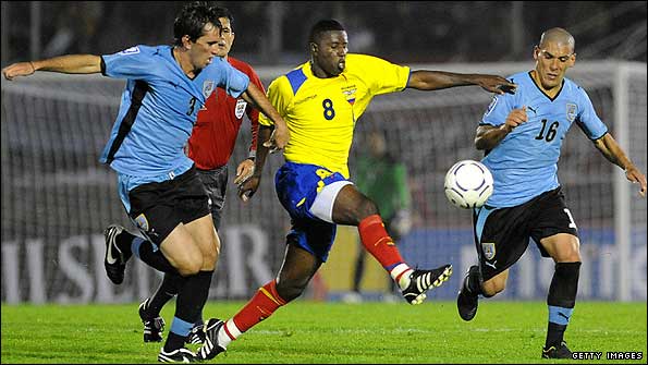 URUGUAY RECIBE A ECUADOR EN MONTEVIDEO