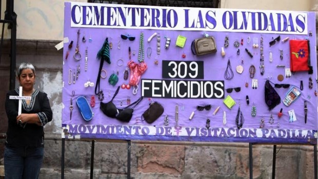 Foto de una campaña contra la violencia hacia la mujer